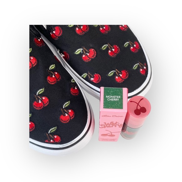 new Lime Crime ᴥ︎ Wet Cherry Lip Gloss ᴥ︎ Monster Sparkle Green Lippy ᴥ︎ Cosplay - Picture 12 of 16